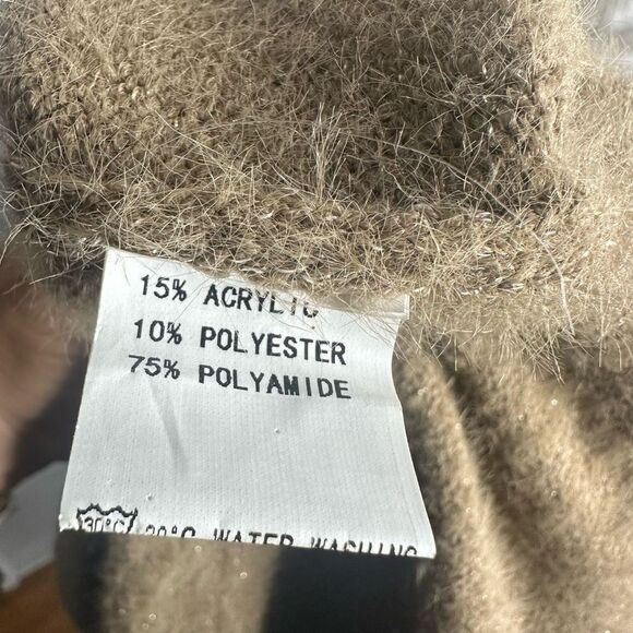 Boutique Super Soft Tan Crew Neck Sweater With Shimmering Gold Detail - Picture 5 of 10